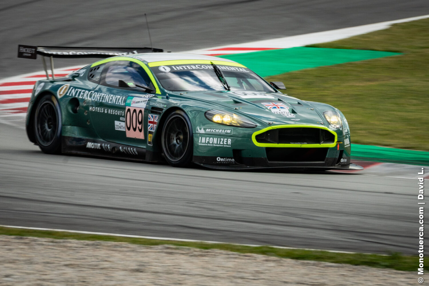 #009 Aston Martin DBR9