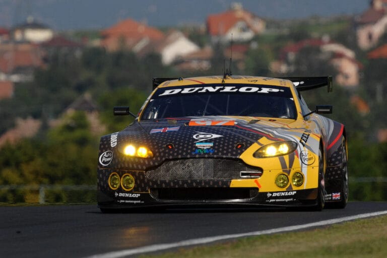 Aston Martin V8 Vantage GT2