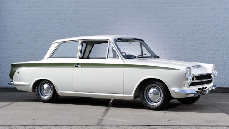 Ford Cortina Lotus Group 2