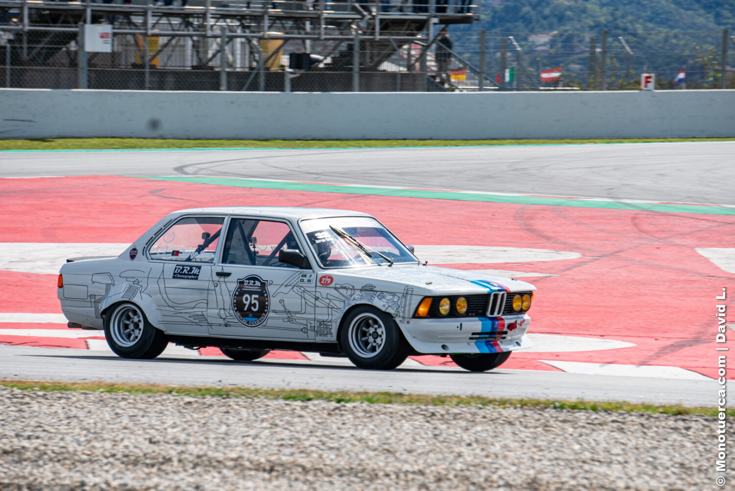#95 BMW 323i Group A