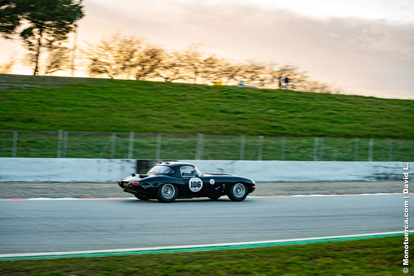 #106 Jaguar E-Type 3.8 - Richard Meins / Rob Huff - 2025 Espiritu de Montjuic - 6