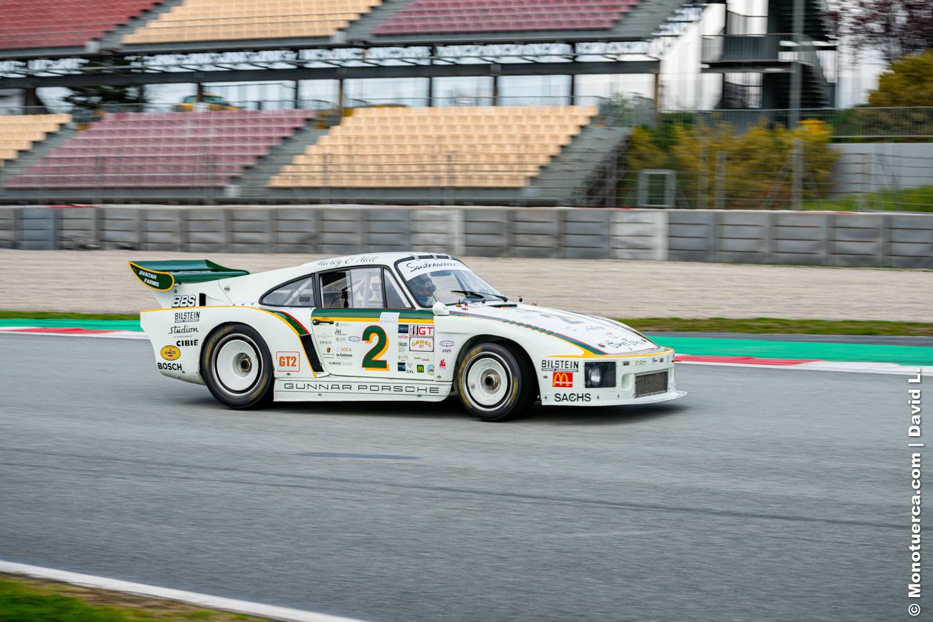 #2 Porsche 935