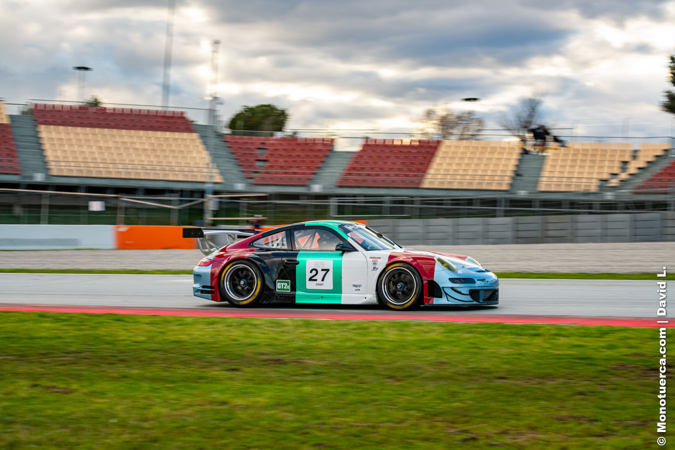 #27 Porsche 997 GT3 RSR