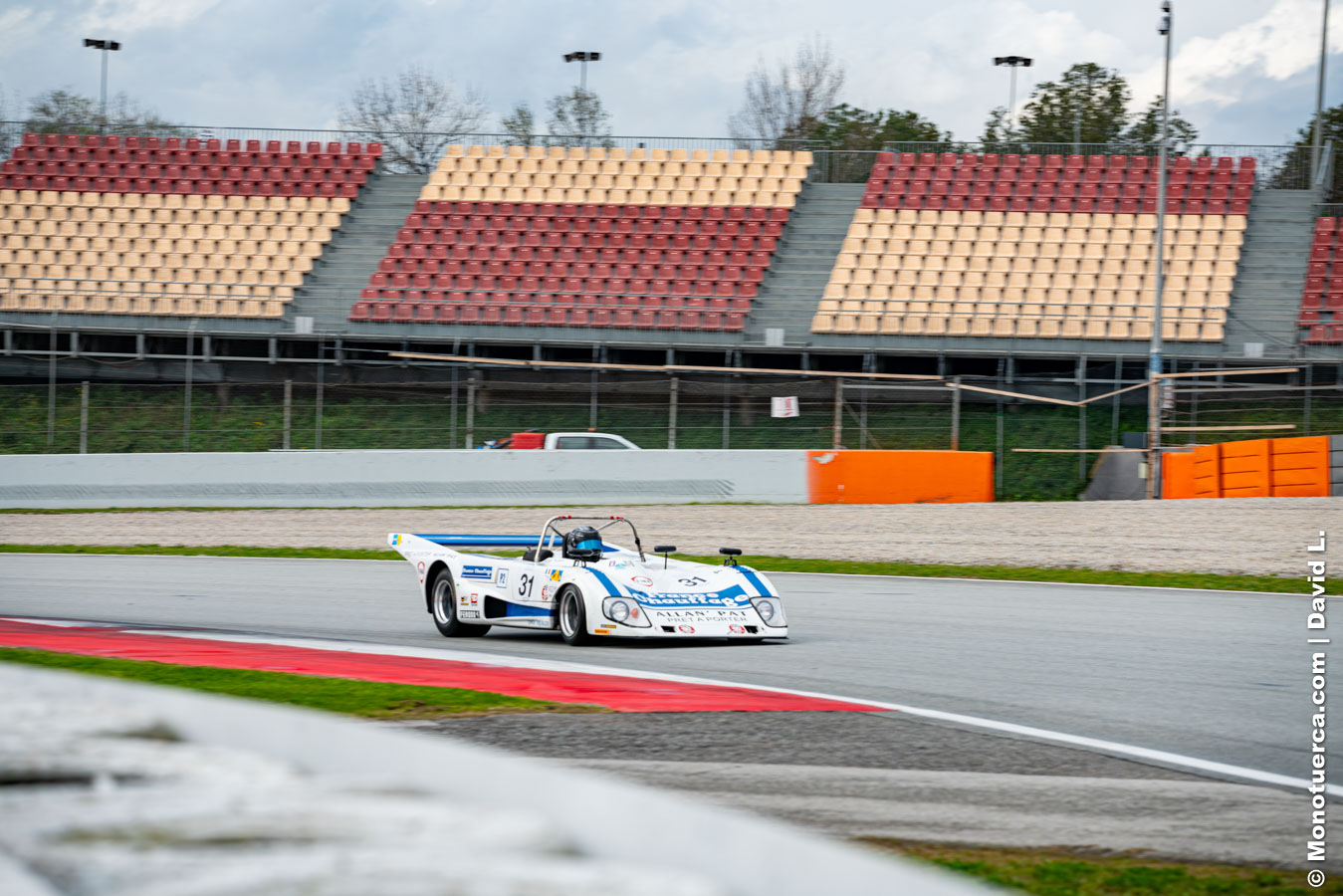#31 Lola T297