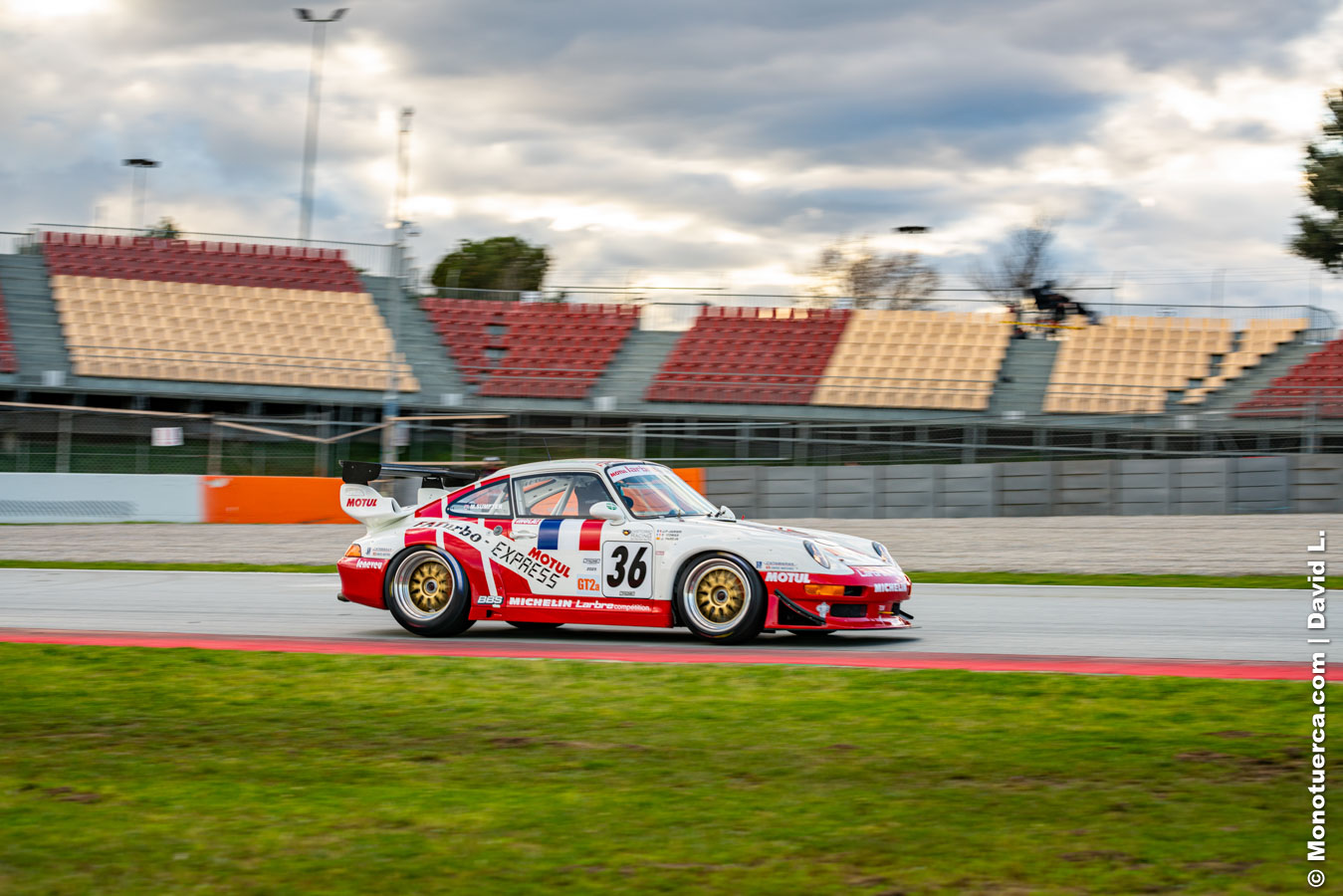 #36 Porsche 993 GT2 - Mark Sumpter - 2025 Espiritu de Montjuic - 13