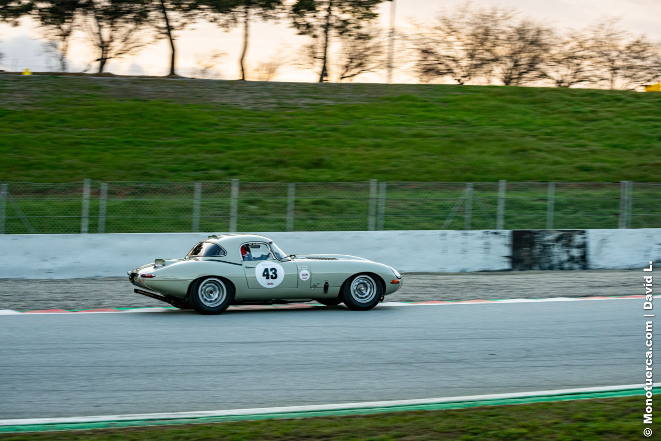 #43 Jaguar E-Type 3.8 - James Thorpe / Phil Keen - 2025 Espiritu de Montjuic - 5