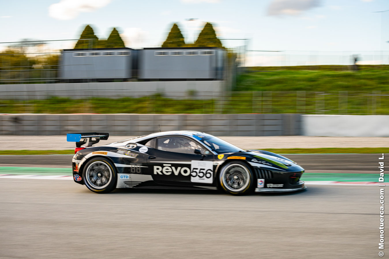 #556 Ferrari 458 Italia GT3