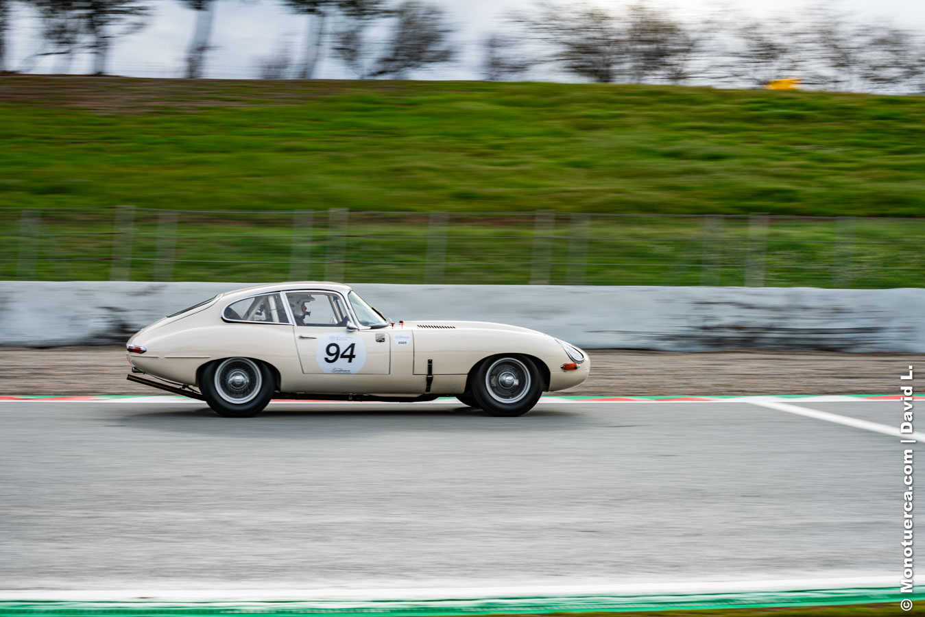 #94 Jaguar E-Type 3.8