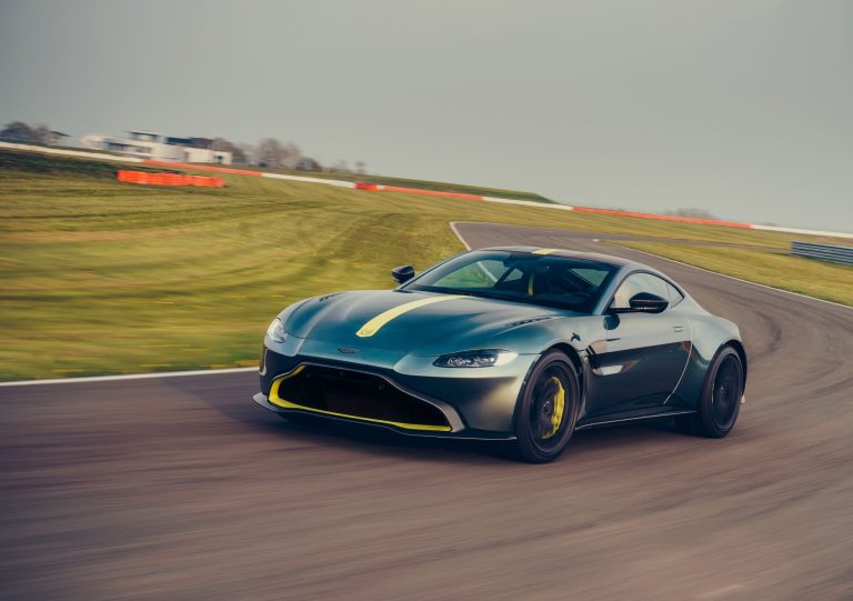 Aston Martin Vantage