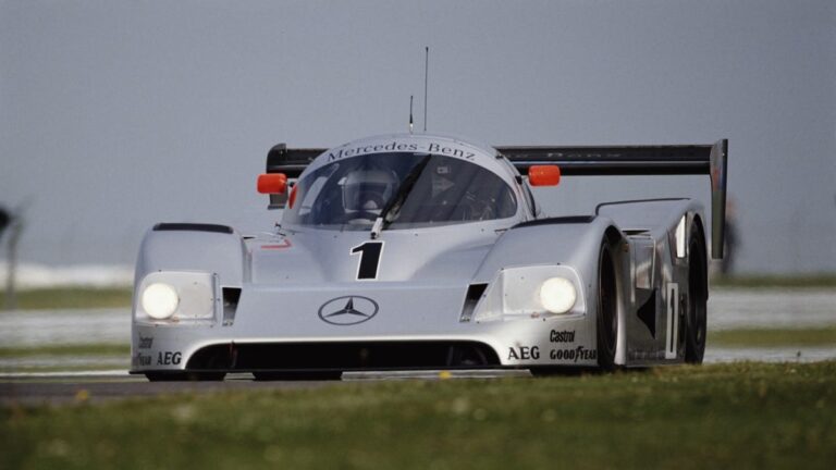 Mercedes-Benz C11