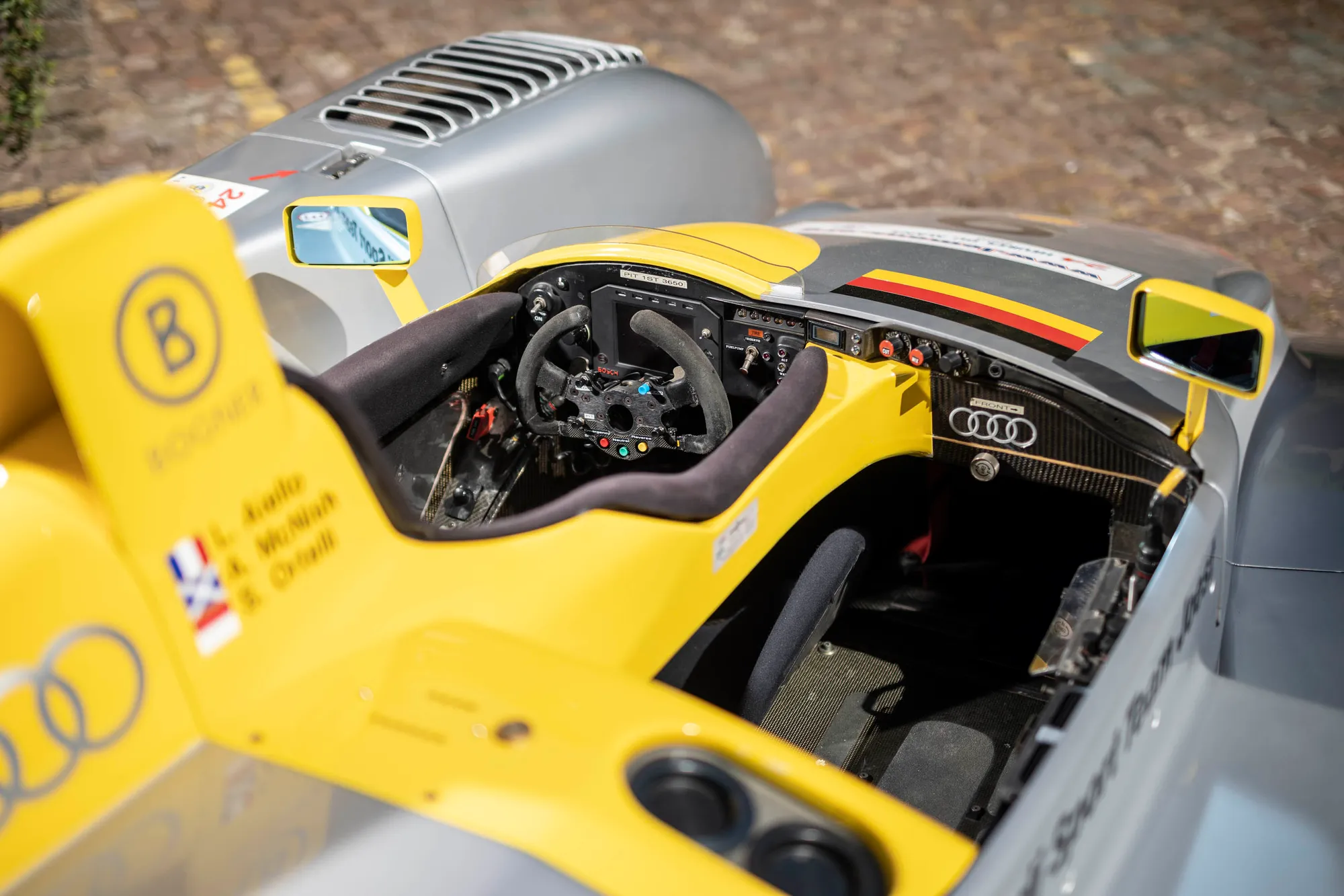 2000 Audi R8 LMP - 9 Audi R8 LMP