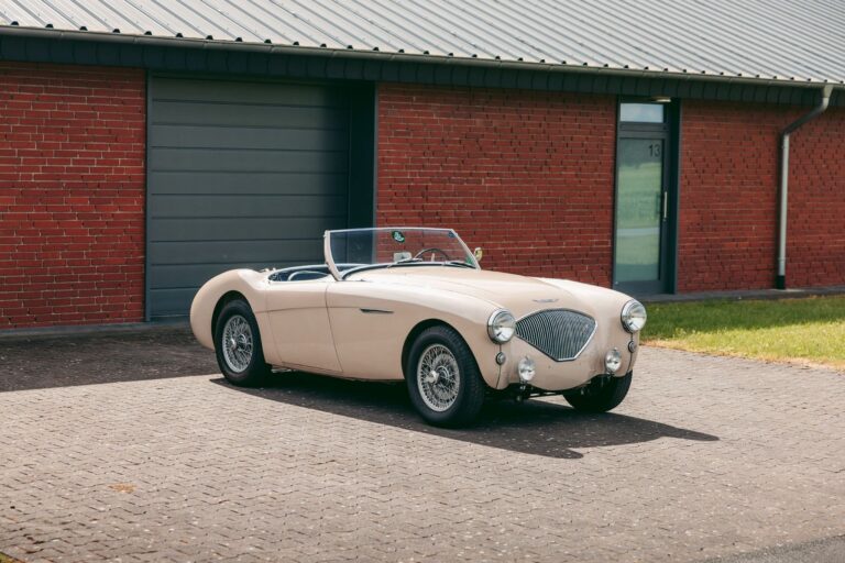 Austin Healey 100 Series BN1
