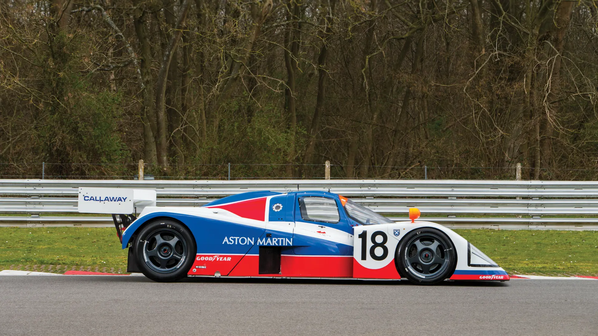 1989 Aston Martin AMR1 6.0 - 2 1989 Aston Martin AMR1 6.0