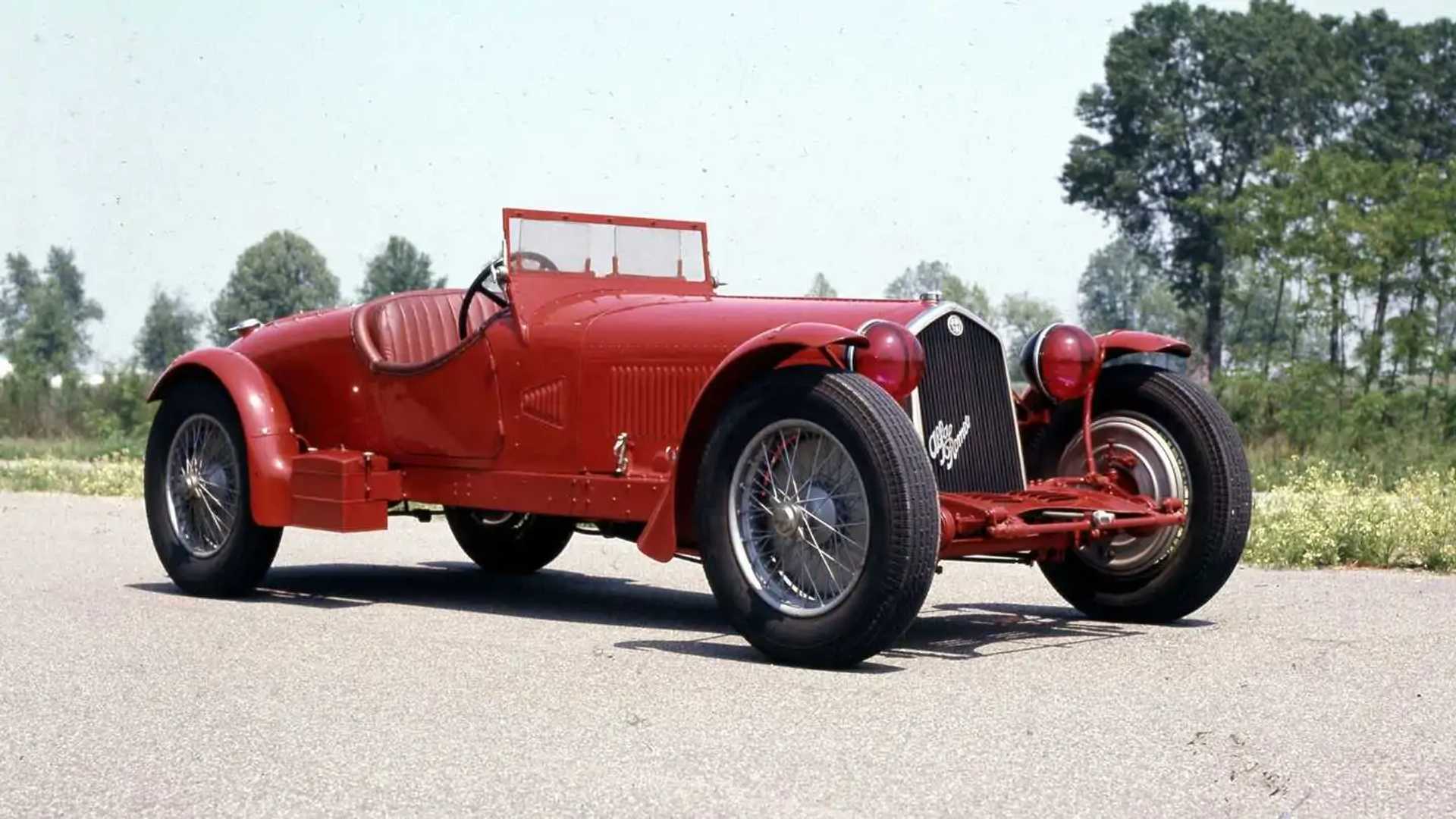 Alfa Romeo 8C Model Line - 3 Alfa Romeo 8C