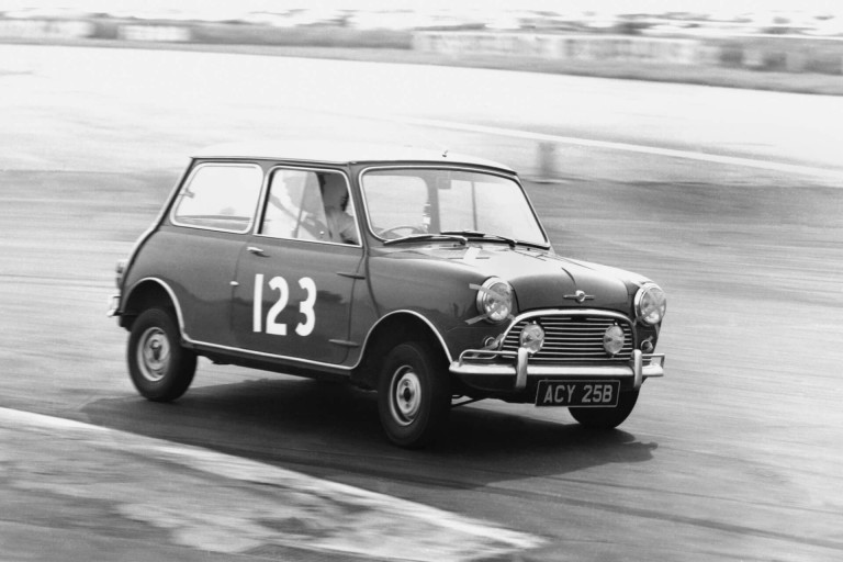 Mini (Classic) Mk I - 13 Mini (Classic) Mk I