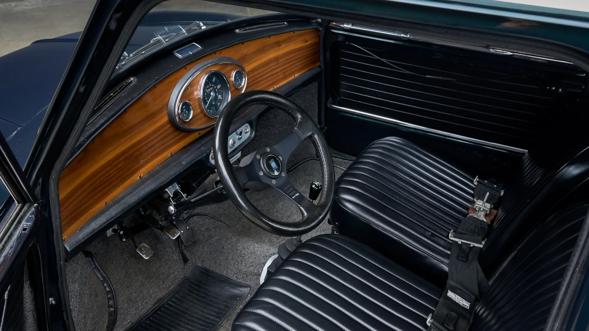 Mini (Classic) Mk II - 6 Mini (Classic) Mk II