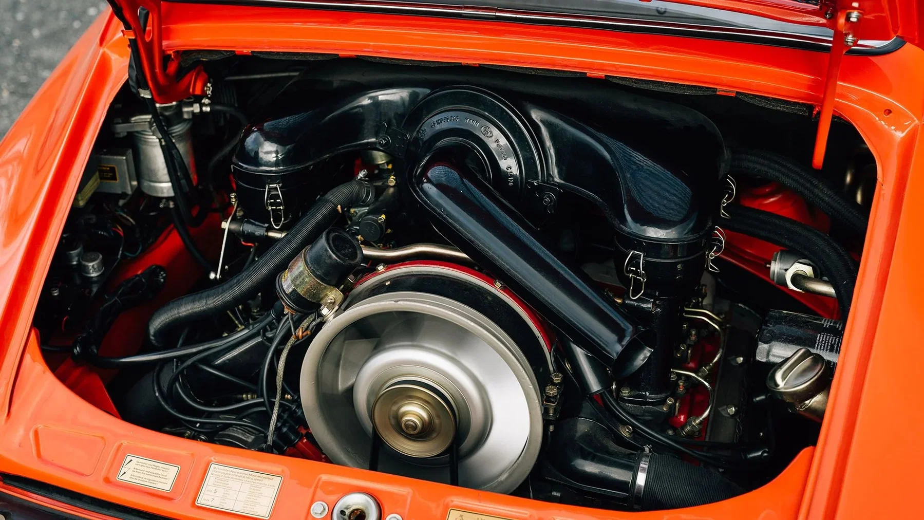 1969 Porsche 911 S 2.2 - 19 Porsche 911 S 2.2 Coupe