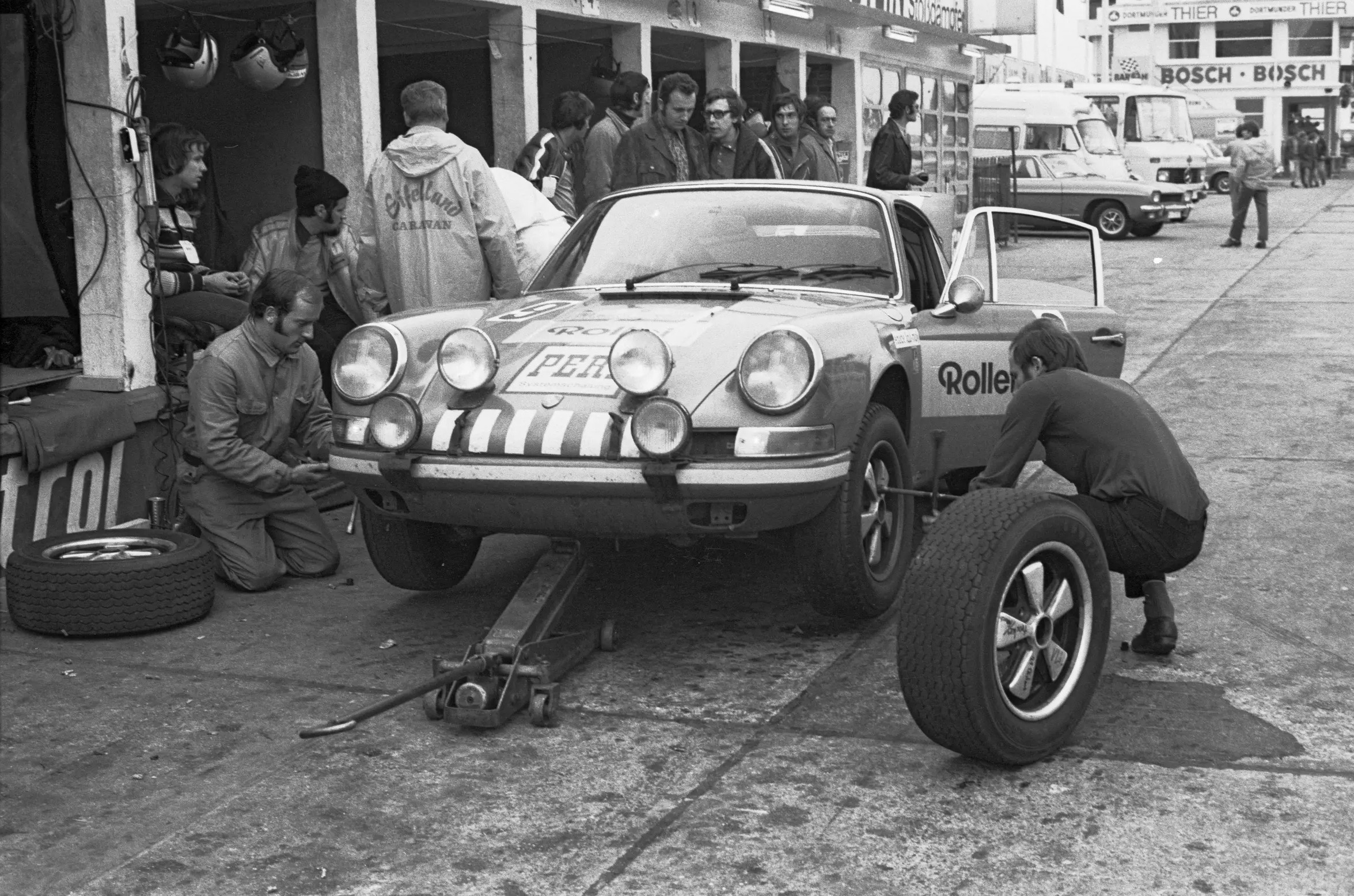 1969 Porsche 911 S 2.2 - 23 Porsche 911 S 2.2 Coupe