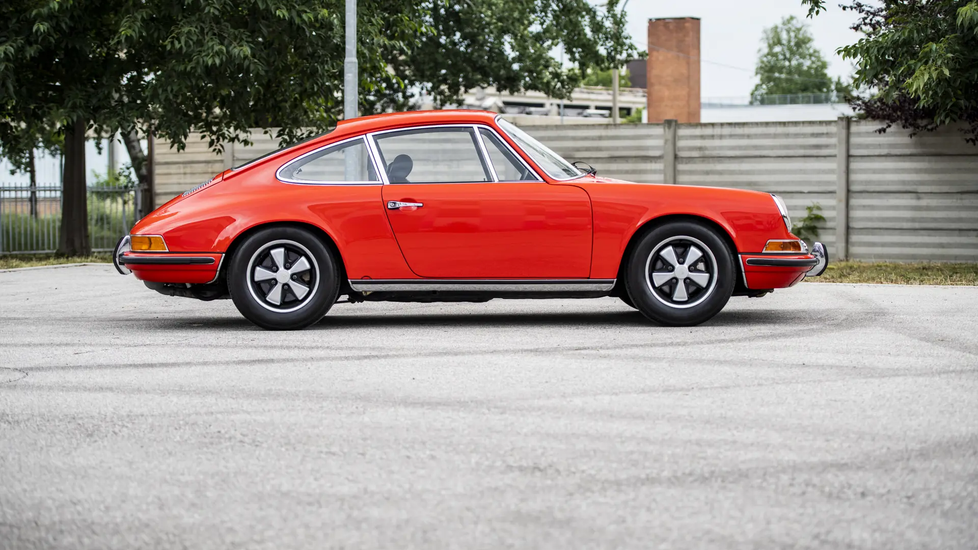 1969 Porsche 911 S 2.2 - 3 Porsche 911 S 2.2 Coupe