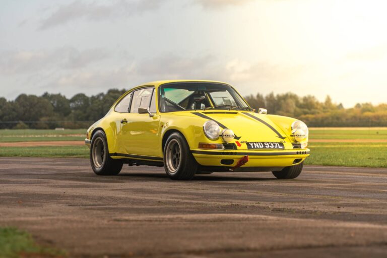 Porsche 911 S/T 2.5 Coupe