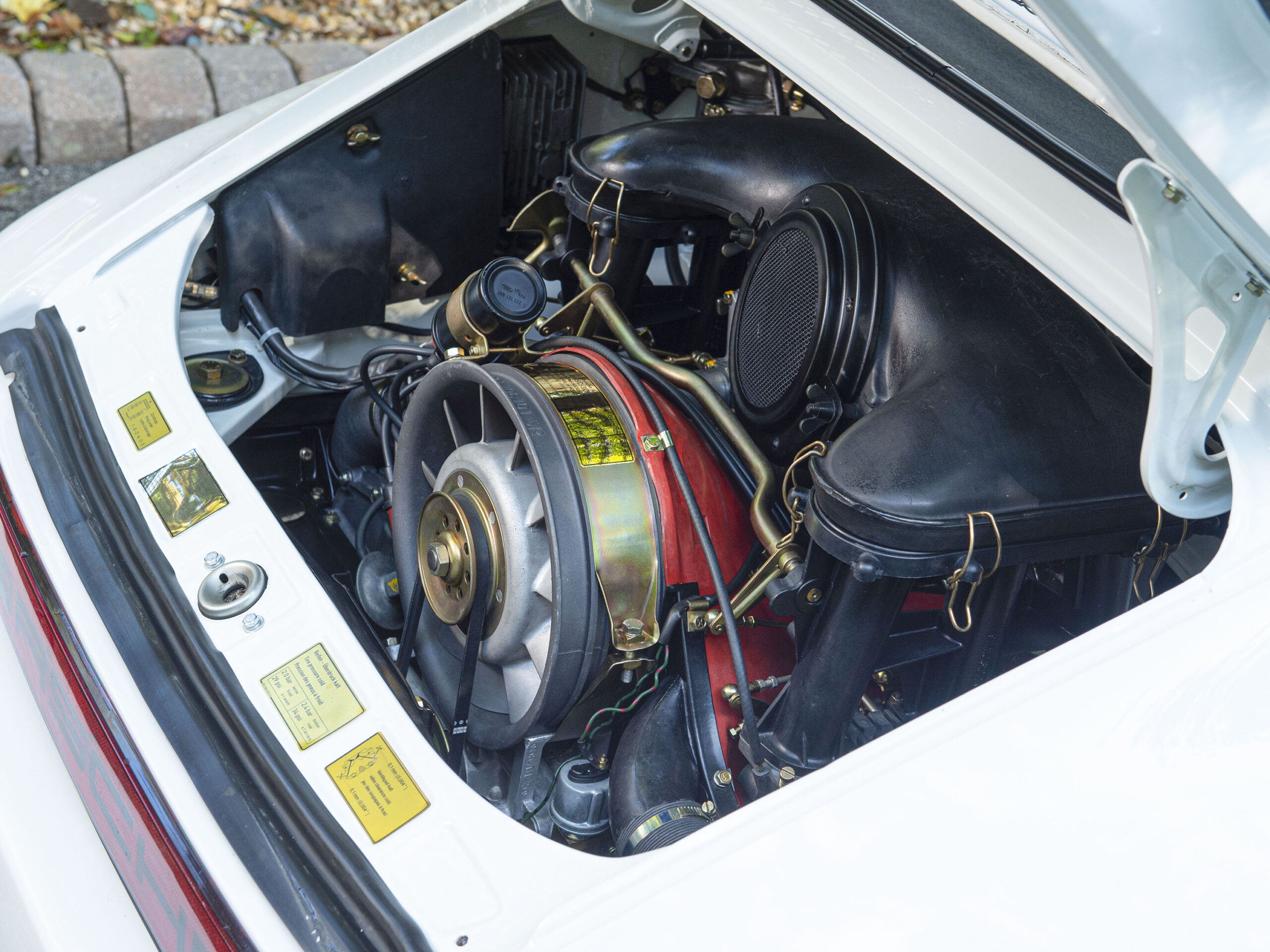 1974 Porsche 911 Carrera RS 3.0 - 18 Porsche 911 Carrera RS 3.0