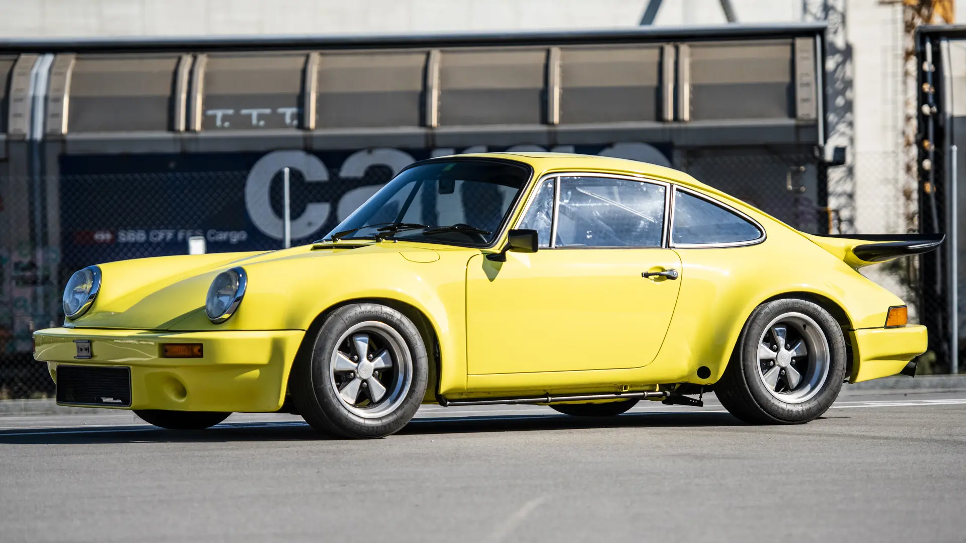 1974 Porsche 911 Carrera RS 3.0 - 22 Porsche 911 Carrera RS 3.0