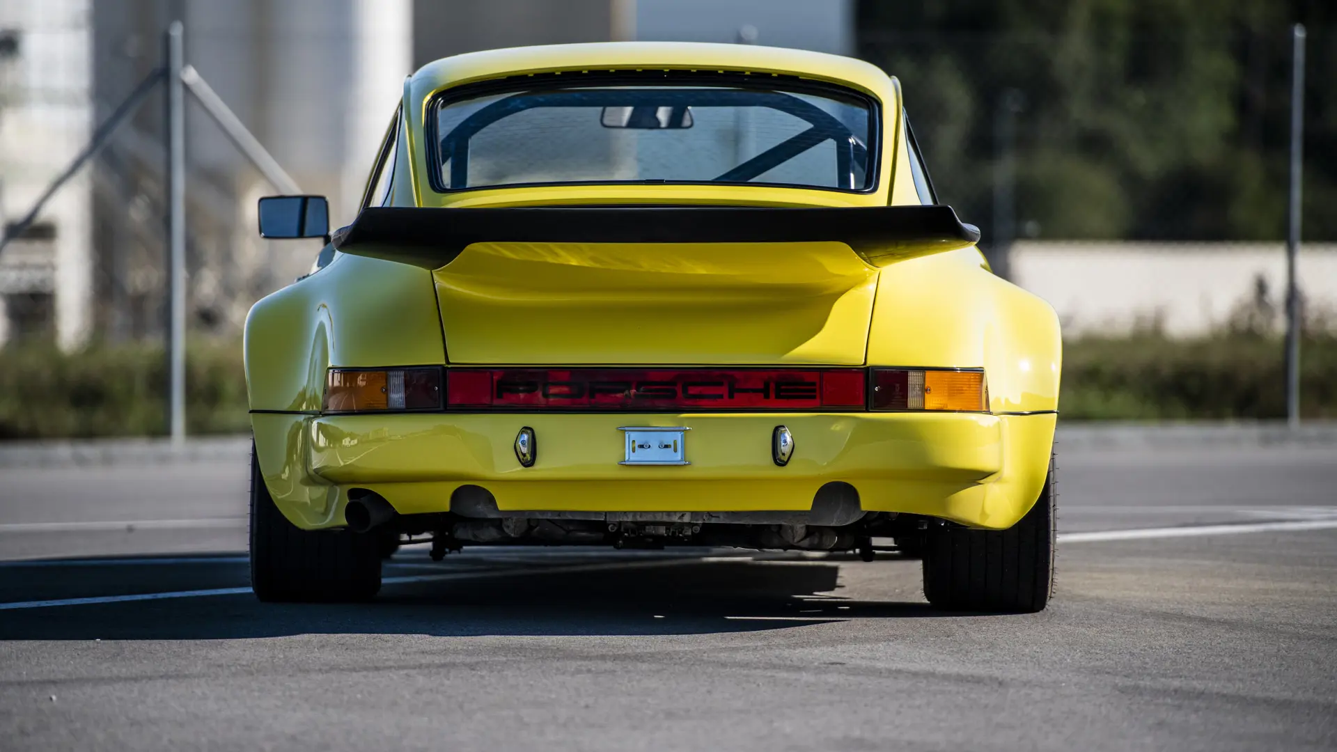 1974 Porsche 911 Carrera RS 3.0 - 25 Porsche 911 Carrera RS 3.0