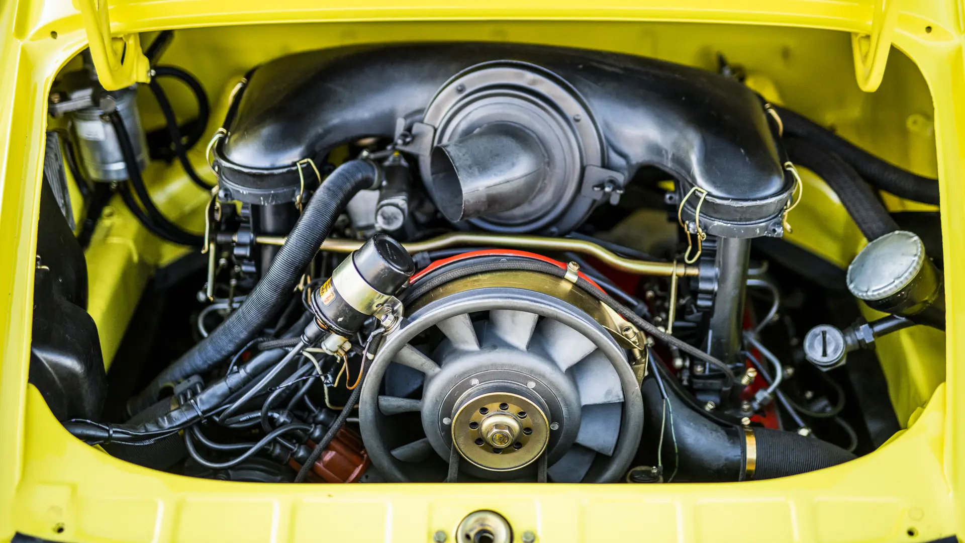 1974 Porsche 911 Carrera RS 3.0 - 27 Porsche 911 Carrera RS 3.0