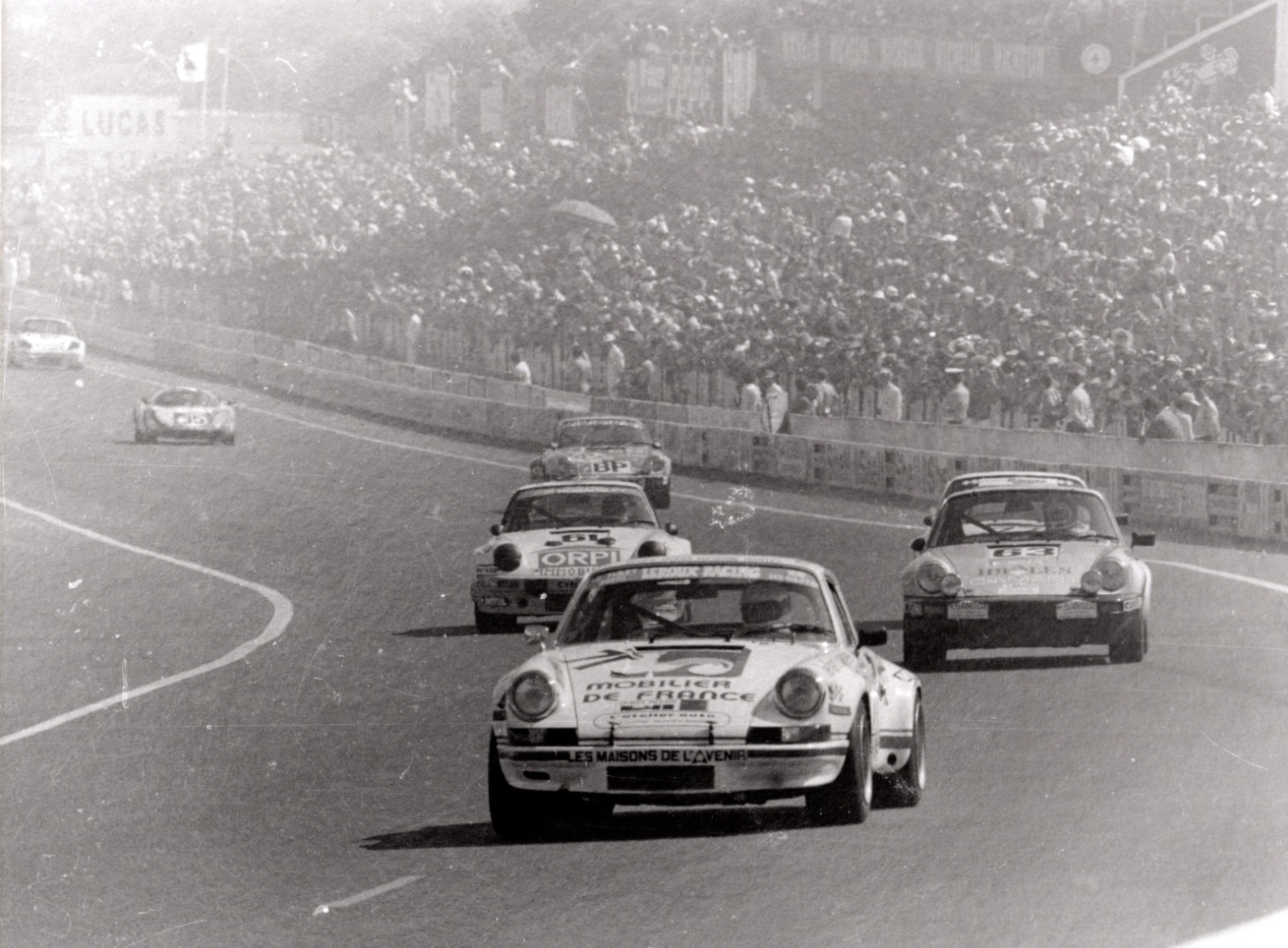 1974 Porsche 911 Carrera RS 3.0 - 32 Porsche 911 Carrera RS 3.0