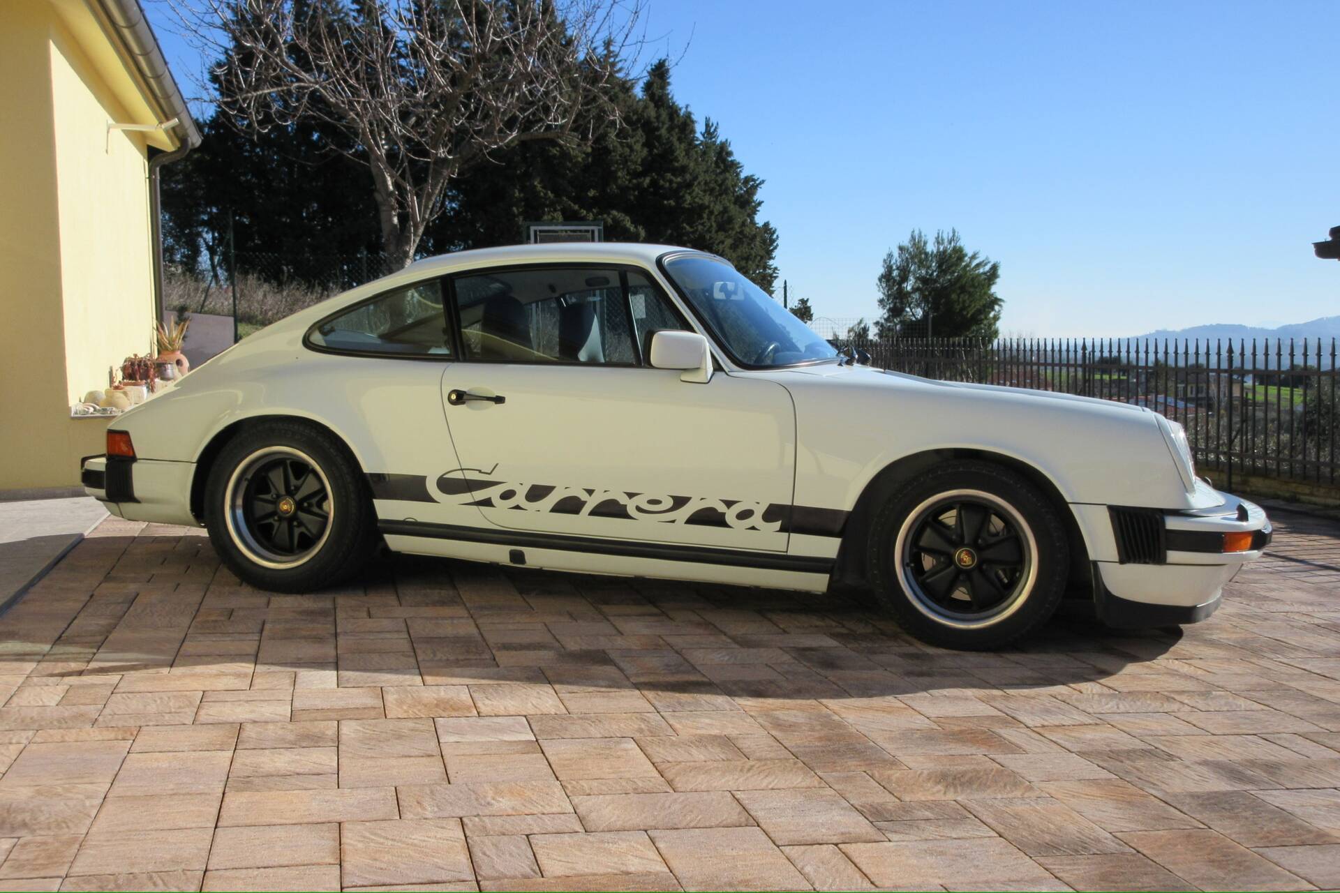 1976 Porsche 911 Carrera 3.0 - 10 Porsche 911 Carrera 3.0