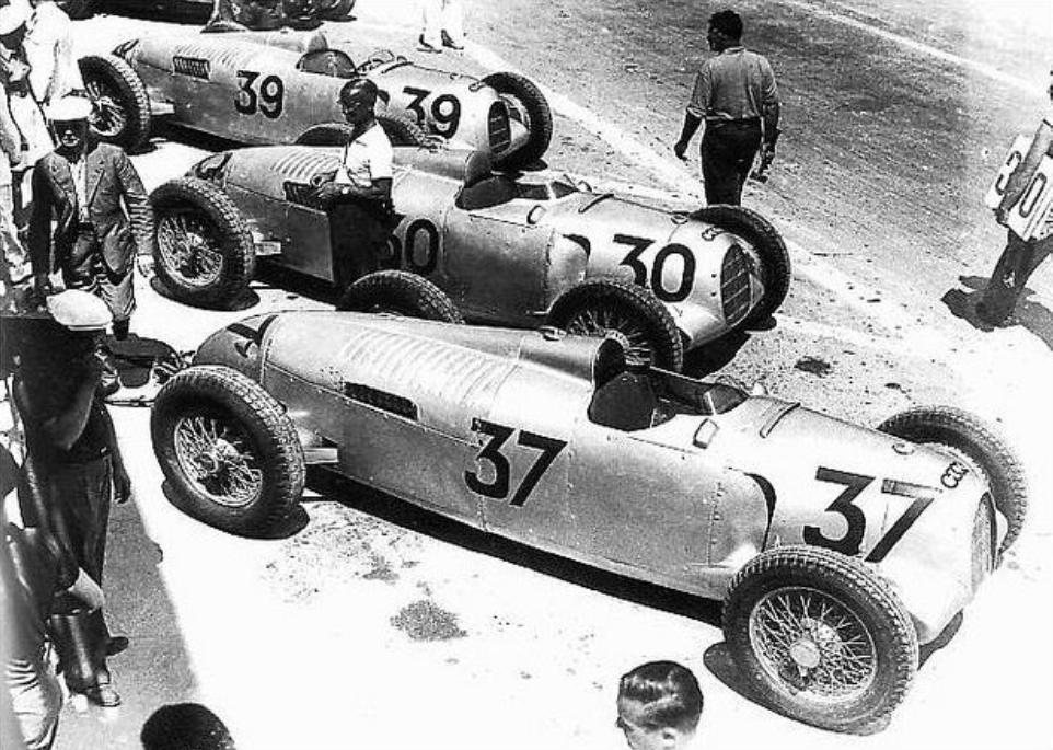 1935 Auto Union Type B - 9 Auto Union Type B