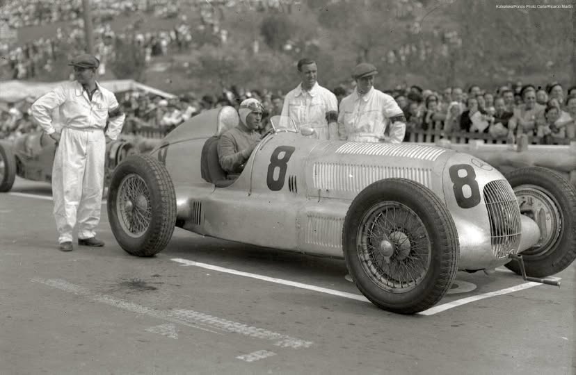 1935 Mercedes-Benz W25 B 4.0 - 8 Mercedes-Benz W25 B 4.0