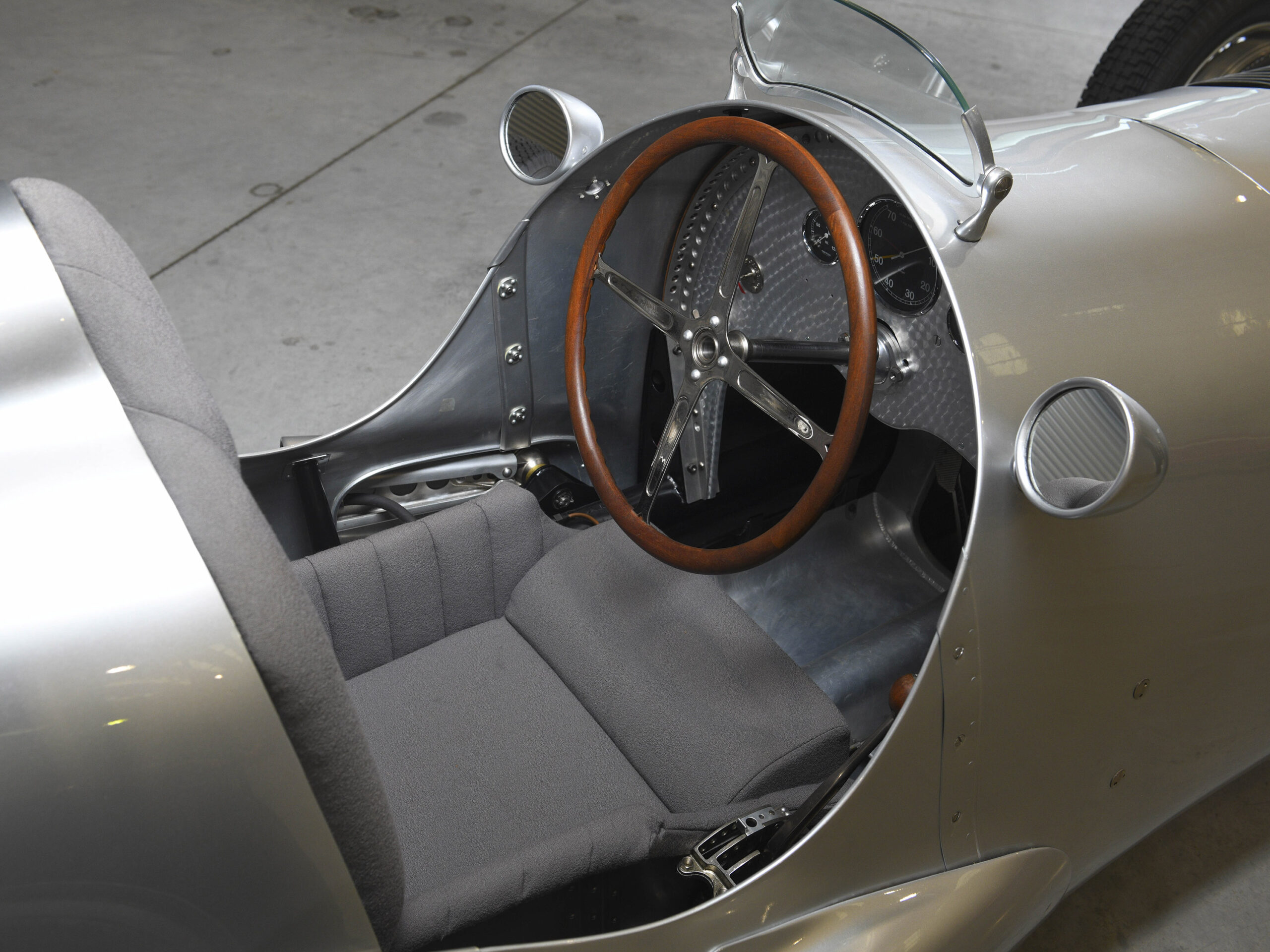 1937 Mercedes-Benz W125 - 12 Mercedes-Benz W125 Monoposto