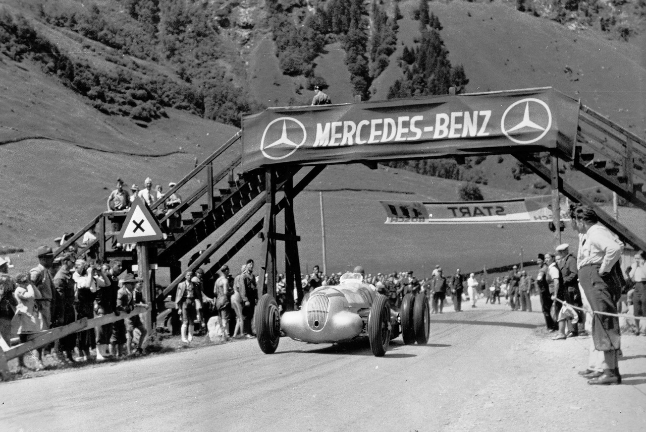 1937 Mercedes-Benz W125 - 33 Mercedes-Benz W125 Monoposto