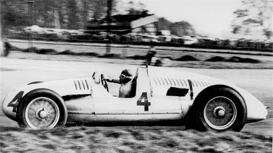 Tazio Nuvolari - 38 Tazio Nuvolari